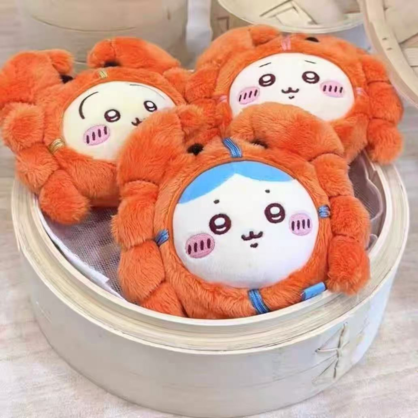 Baby Clothing In Japan - Krabbenbont Teddybeer Poppenhanger Speelgoed Bont Baby